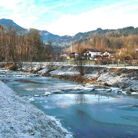Brunnstein, Lägenhet *
